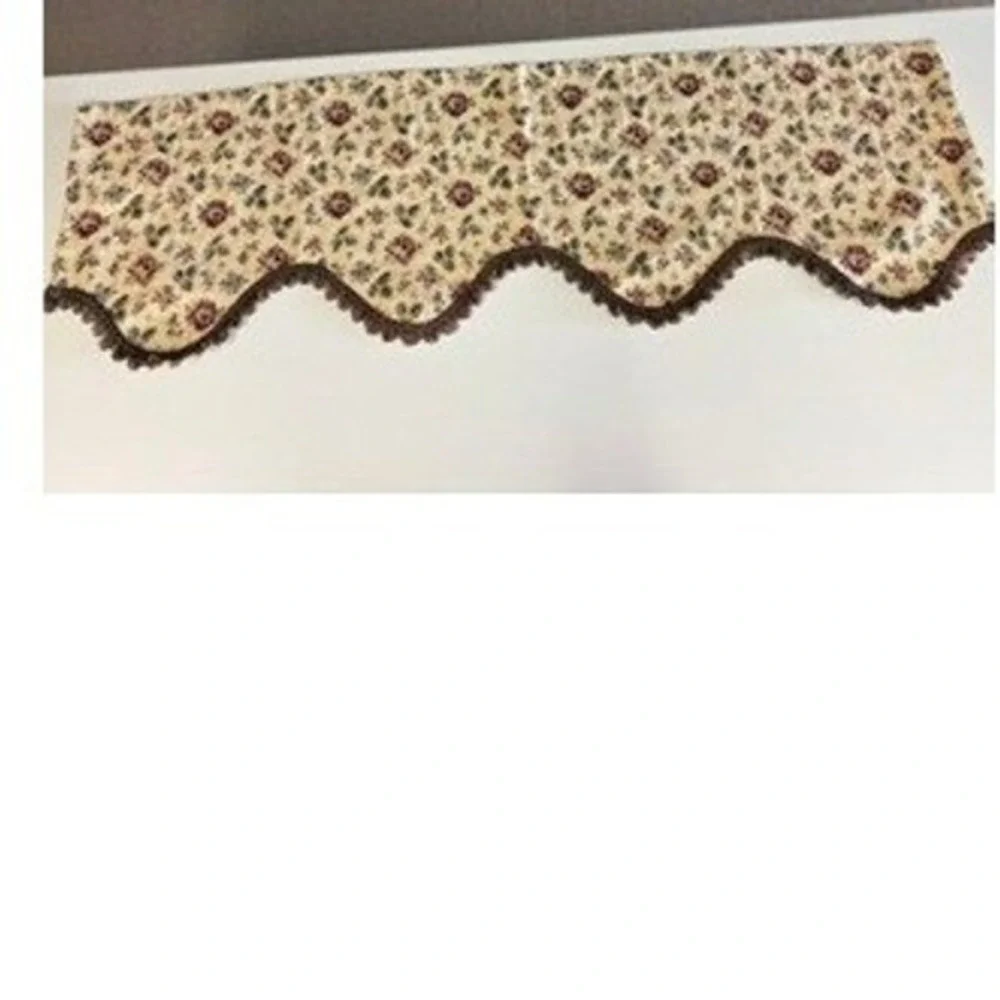 Vintage Floral Rose Tapestry Valance Scalloped Window Treatment Cottagecore